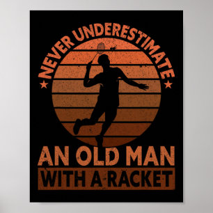 Unterschätzen Sie nie einen alten Mann mit einem R Poster