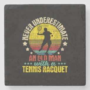 Unterschätzen Sie nie einen alten Mann - Tennisspi Steinuntersetzer