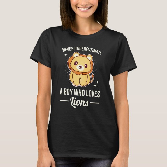 Unterschätzen Sie nie einen Jungen, der Löwen Lieb T-Shirt (Vorderseite)