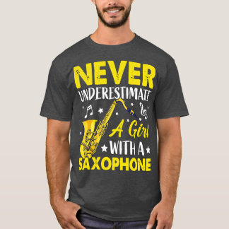Unterschätzen Sie niemals ein L mit einem saXOPHON T-Shirt