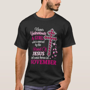 Unterschätzen Sie niemals ein Mädchen, das von der T-Shirt