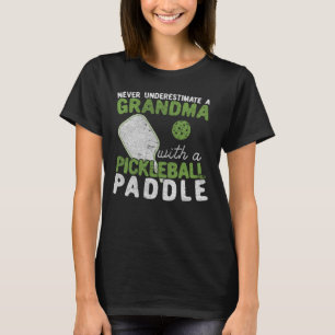 Unterschätzen Sie niemals ein Oma mit einem Pickl T-Shirt