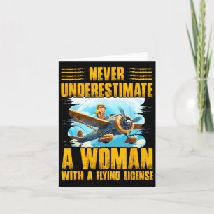 Unterschätzen Sie niemals eine Frau mit einer Flug Karte
