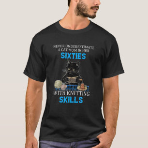 Unterschätzen Sie niemals eine KatzenMama in ihren T-Shirt