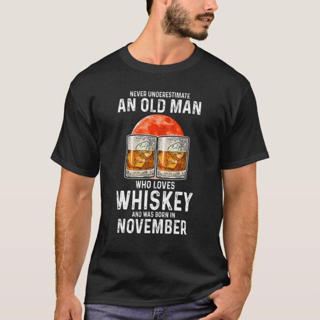Unterschätzen Sie niemals einen alten Mann, der Li T-Shirt (Vorderseite)