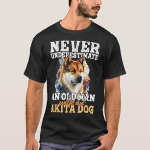 Unterschätzen Sie niemals einen alten Mann mit ein T-Shirt