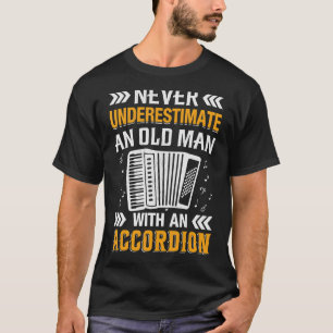 Unterschätzen Sie niemals einen alten Mann mit ein T-Shirt