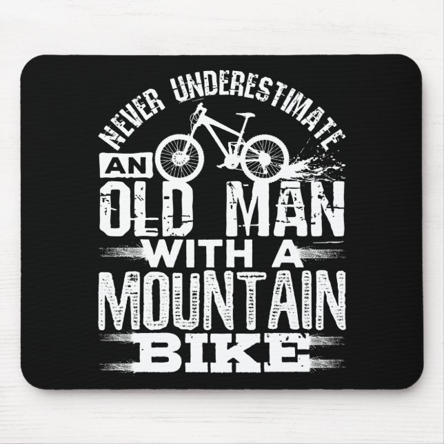 Unterschätzen Sie niemals einen alten Mann mit Mou Mousepad (Vorne)