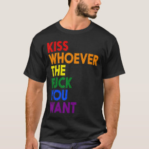 Unterstützen Sie LGBT Kiss, wem auch immer die Fla T-Shirt