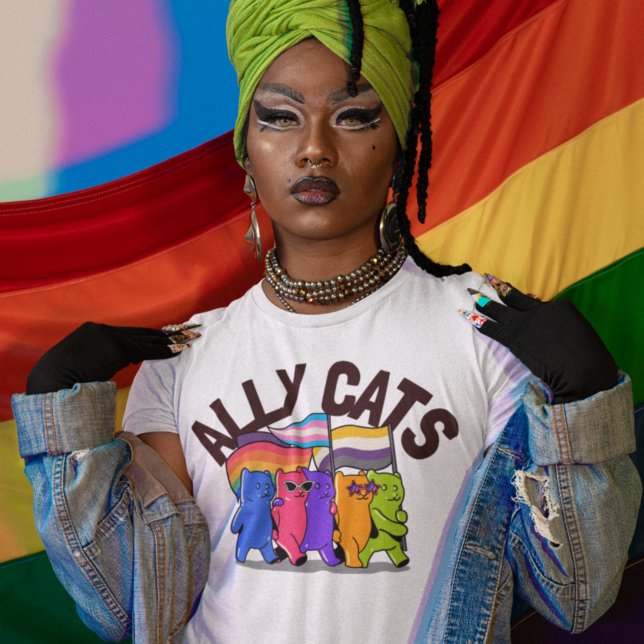 Unterstützung der LGBT-Gleichheit bei Katzen T-Shirt (Von Creator hochgeladen)