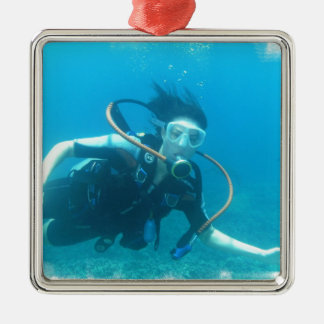 Unterwasseratemgerät-Mädchen-Verzierung Silbernes Ornament