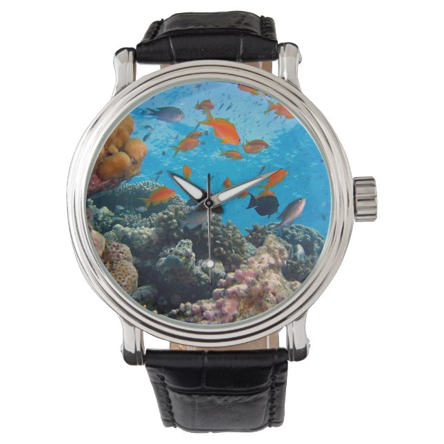 Unterwasserfische und Korallenschaukeln Armbanduhr (Vorderseite)