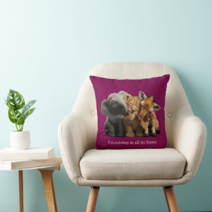 Unwahrscheinliche Freunde Elefant, Löwe & Giraffe  Kissen