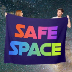 Unzerbrechlicher Stolz: Safe Space Decke
