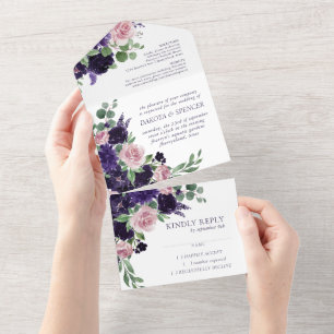 üppige Blüten   Lila und rosa Blumenhochzeit All In One Einladung