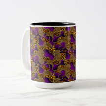Urban Glam Tierprint mit Ketten auf Lila