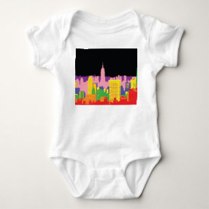 Urban Skyline: Nachtruinendekor. Baby Strampler