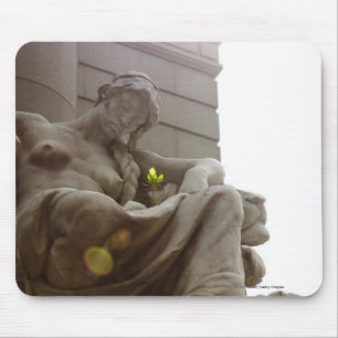 Ureinwohner-nationales Museums-Statue Mousepad