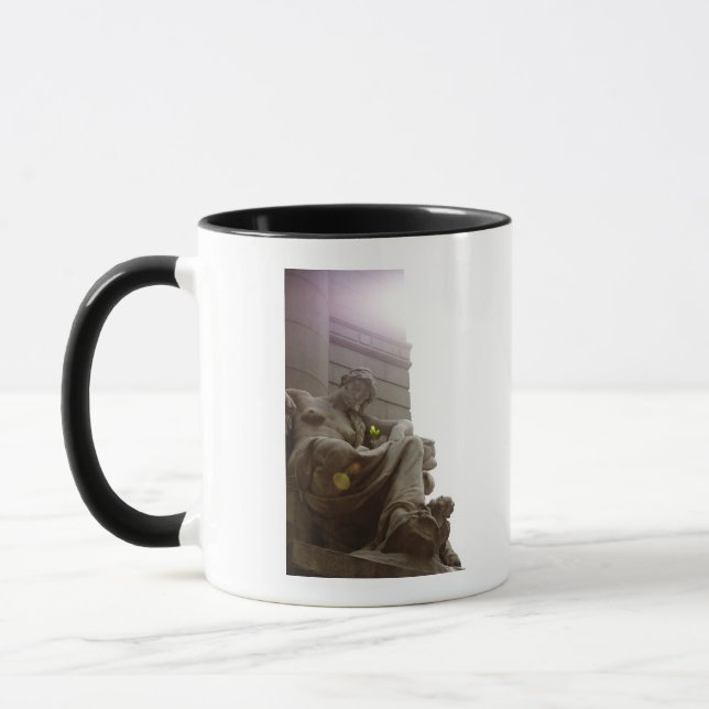 Ureinwohner-nationales Museums-Statue Tasse (Links)