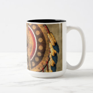 Ureinwohner-Schild Zweifarbige Tasse