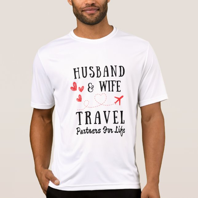 Urlaub & Ehefrau - Urlaub & Jubiläum T-Shirt (Vorderseite)