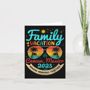 Urlaub mit der Familie in Cancun im Stil der alten Karte