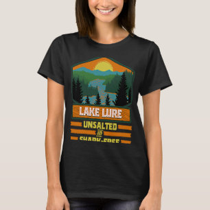 Urlaub Ungesalzen und Shark Free Lake Lure T-Shirt
