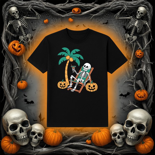 Urlaubskelett | Beach Halloween-Party T-Shirt (Von Creator hochgeladen)