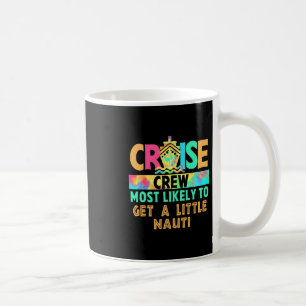 Urlaubskreuzfahrt-Mannschaft, die höchstwahrschein Kaffeetasse