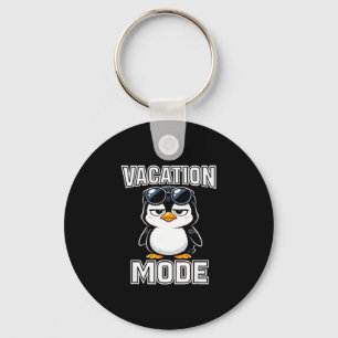 Urlaubsmodus süßer Pinguin Urlaubsstimmung Minimal Schlüsselanhänger