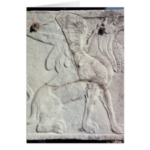 Urne funèbre avec le soulagement découpé d'un