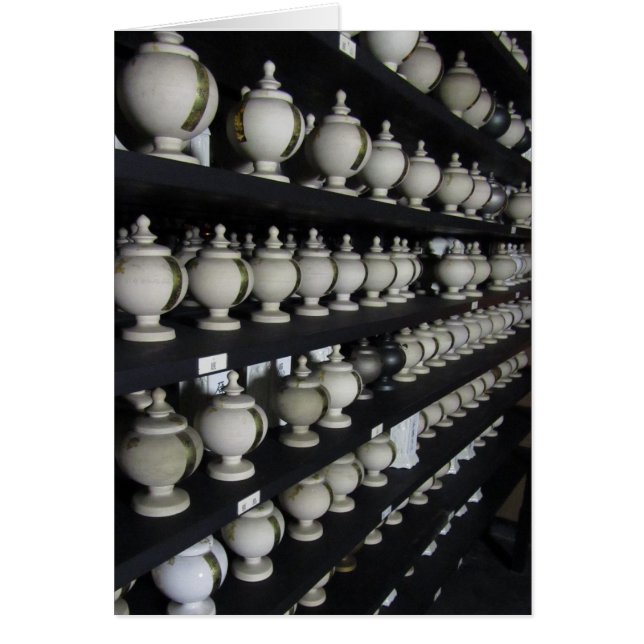 Urnes de cheveux (Devant)