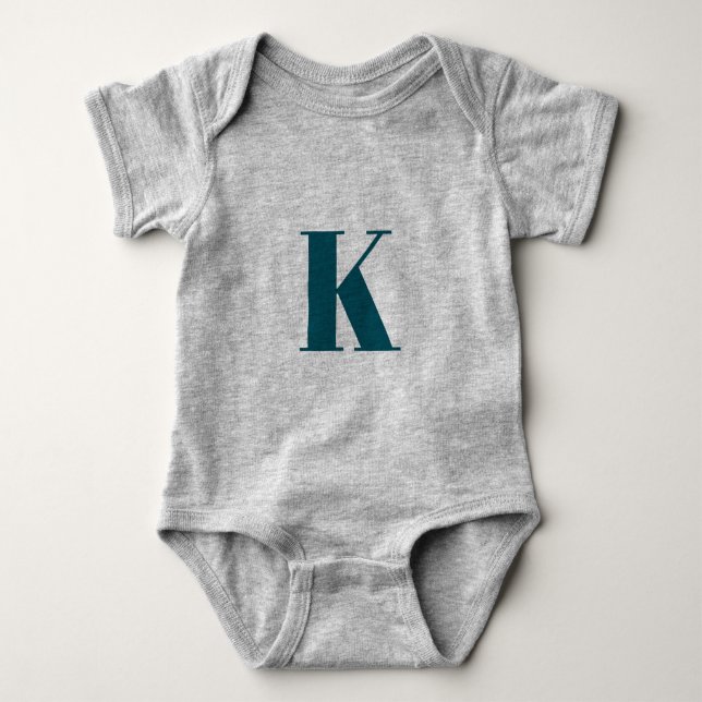 Urschrift | Aquamarin Monogram Modern Stilvoll Coo Baby Strampler (Vorderseite)