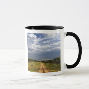Ursprüngliche Schmutzstraße über den Norden Tasse