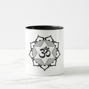 Ursprüngliches schwarzes Yoga OM-Symbol Tasse