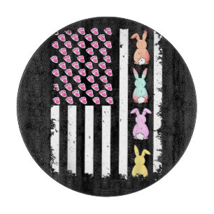 US-amerikanische Flagge mit Hase für Ostersonntag Schneidebrett