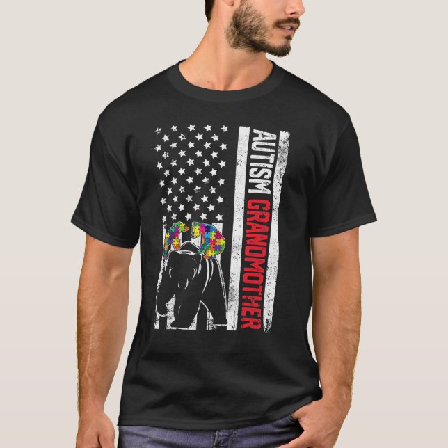 US-Flagge Großmutter Bär Autismus-Bewusstsein Fa T-Shirt (Vorderseite)
