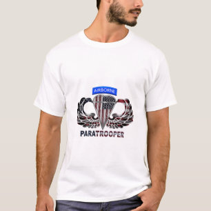 US-Flagge mit Im Flugzeug Flügeln und Fallschirmjä T-Shirt