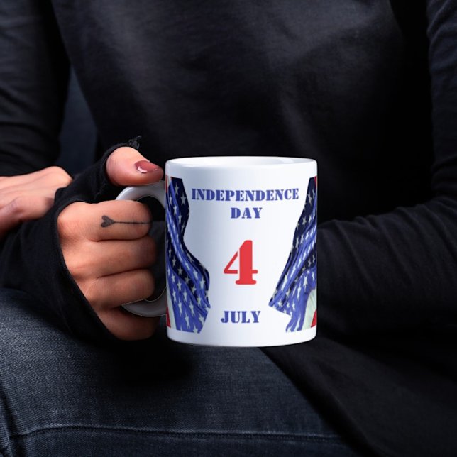 US-Flaggen für den Unabhängigkeitstag, 4. Juli Kaffeetasse (Von Creator hochgeladen)