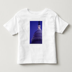 US-Kapitol bei Dämmerung mit Licht in der Kuppel Kleinkind T-shirt