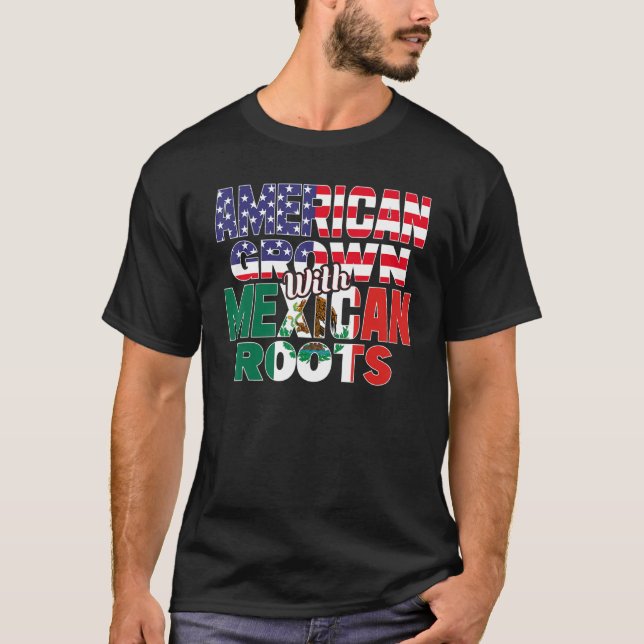 US & Mexican Flag MEXICAN ROOTS Half American Half T-Shirt (Vorderseite)