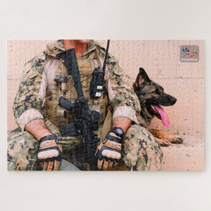 US-MILITÄRISCHER ARBEITHUND (20 x 30 Zoll)