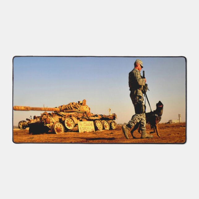 US-MILITÄRISCHER ARBEITSHUND SCHREIBTISCHUNTERLAGE (Vorderseite)