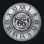 US-Route 66 Große Wanduhr<br><div class="desc">Die U.S. Route 66 (US 66 oder Route 66), auch bekannt als Will Rogers Highway, die Main Street of America oder die Mother Road, war eine der ursprünglichen Autobahnen innerhalb des U.S. Highway System. Die US 66 wurde am 11. November 1926 gegründet und im darauf folgenden Jahr wurden Straßenschilder errichtet....</div>