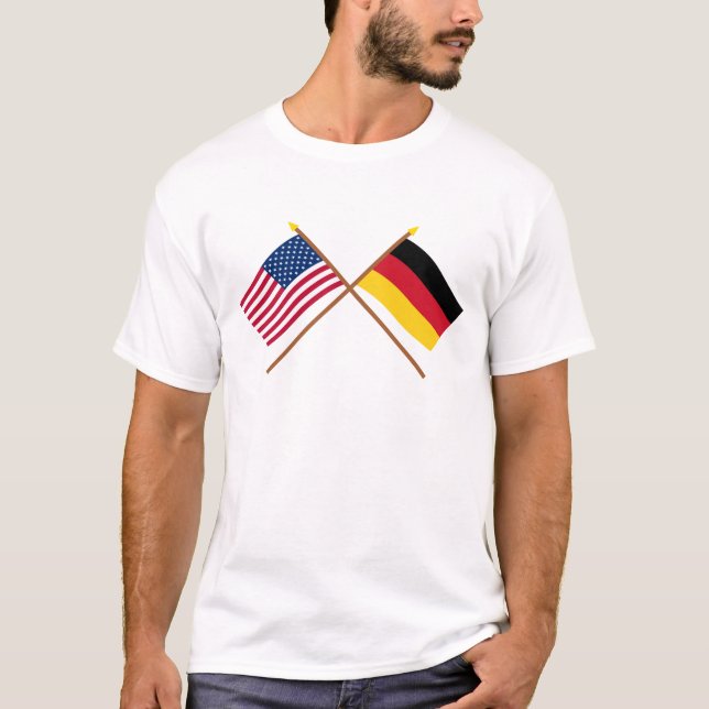 US und Deutschland gekreuzte Flaggen T-Shirt (Vorderseite)