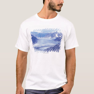 USA, Alaska, Wrangell-St. Elias NP, Leconte T-Shirt
