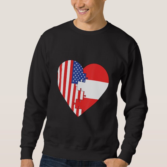 USA and Austria Flags Heart Sweatshirt (Vorderseite)