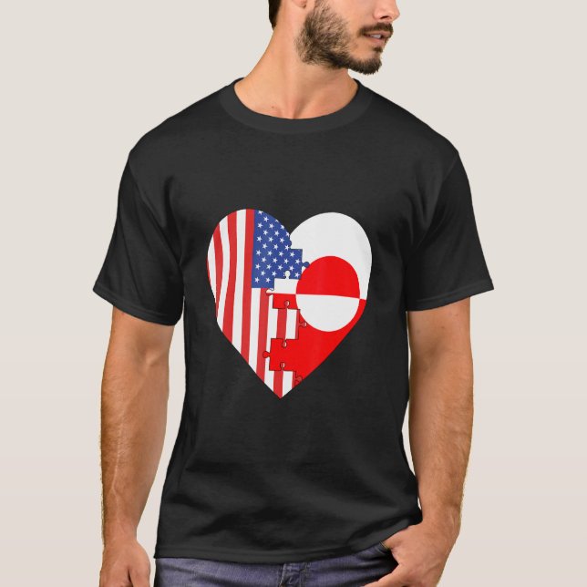 USA and Greenland Flags Heart T-Shirt (Vorderseite)