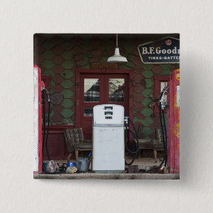 USA, Arizona. Chloride Ghost Town, alte Tankstelle Button