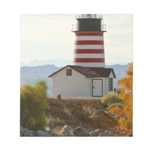 USA, Arizona, Lake Havasu City. Westansicht Notizblock